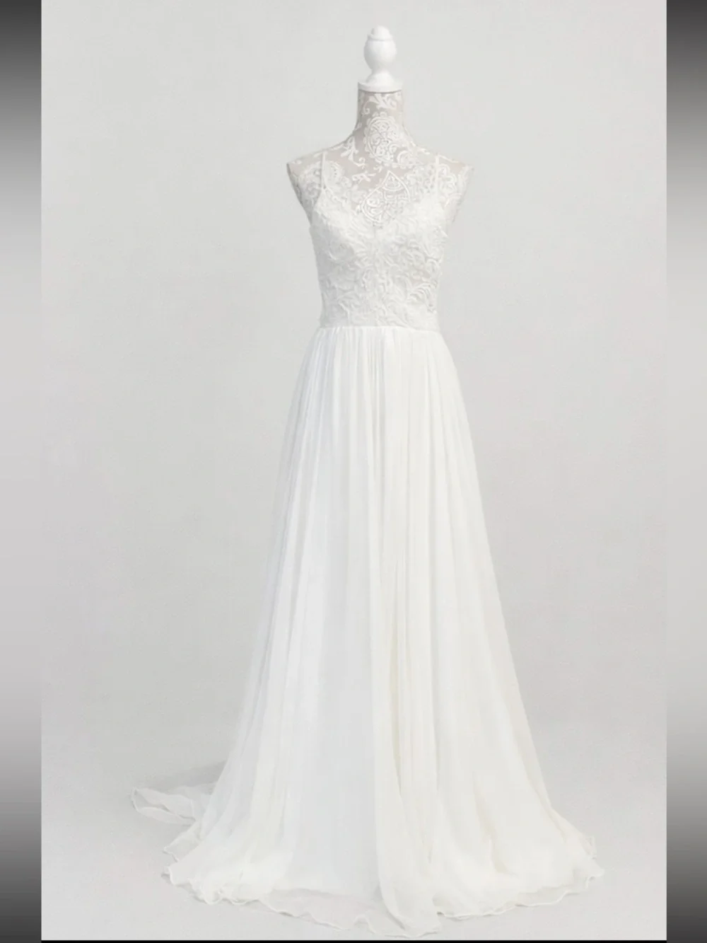 Truvelle Beaded Wedding Gown Size 14 Ivory Boho Lace Dress 30” waist - Like New - Picture 1 of 15